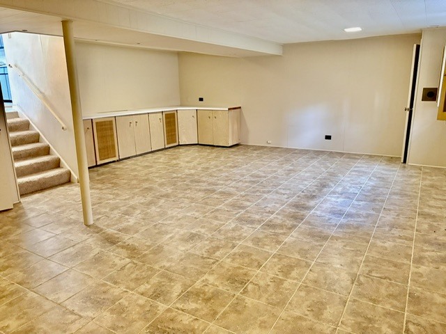 512 KAREY Court