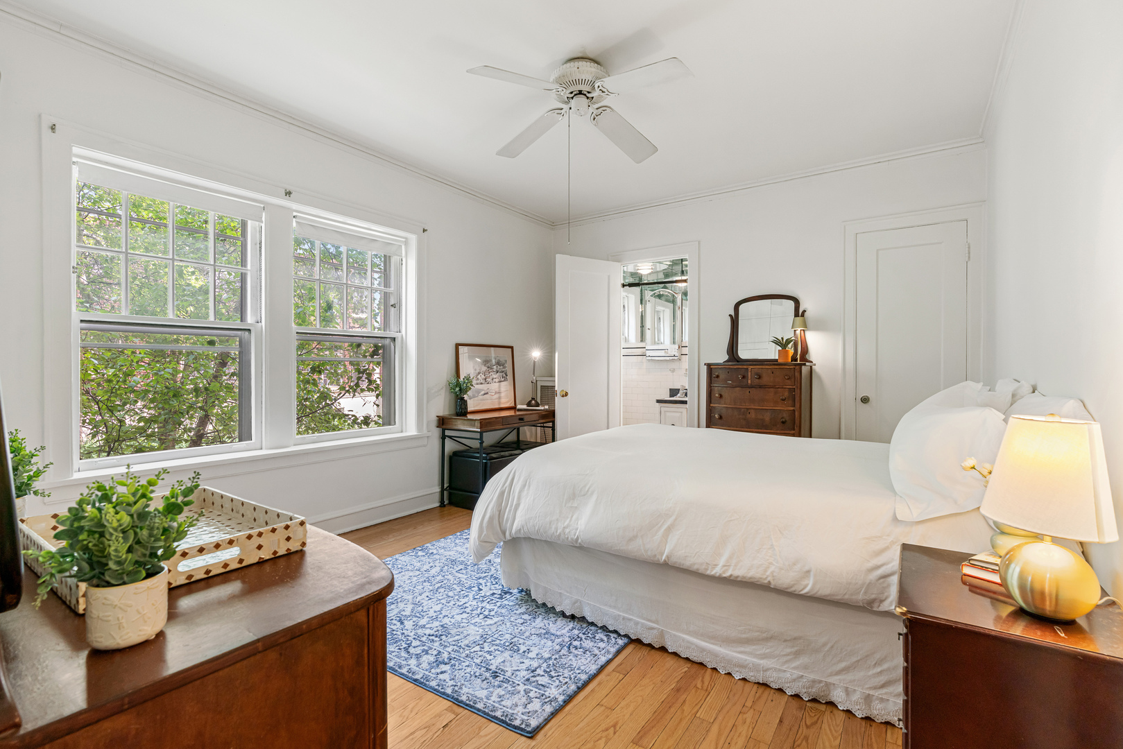 496 Sheridan Road Unit: 1