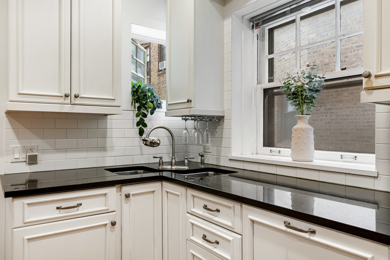 496 Sheridan Road Unit: 1