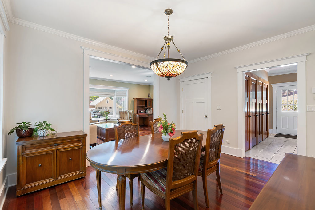 216 4th Street