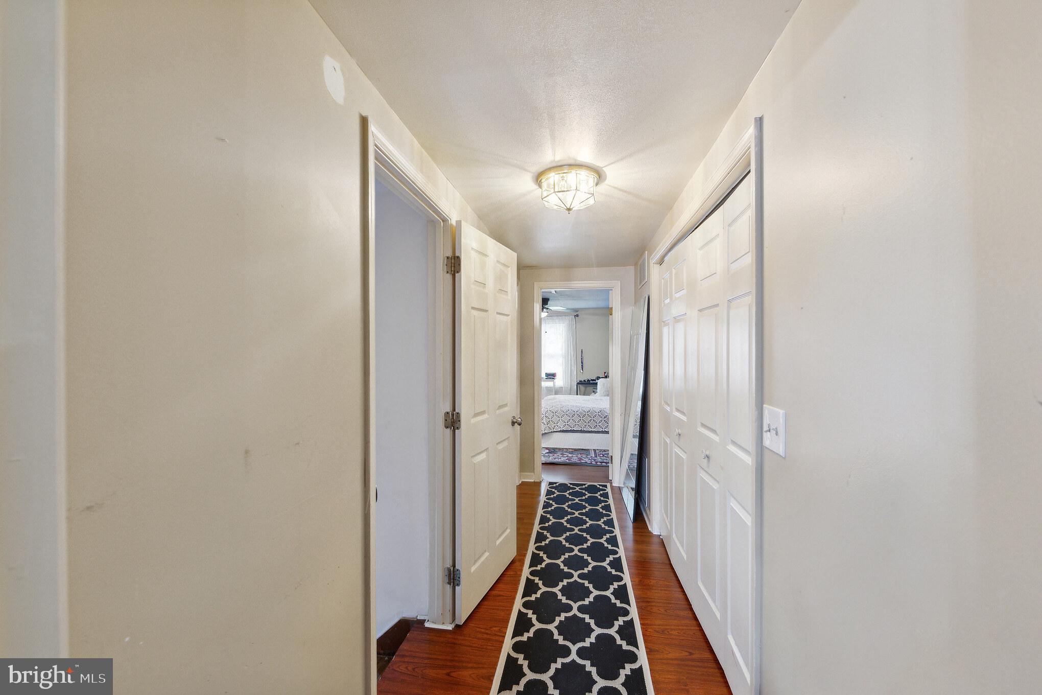 1408 Hopkins Ave