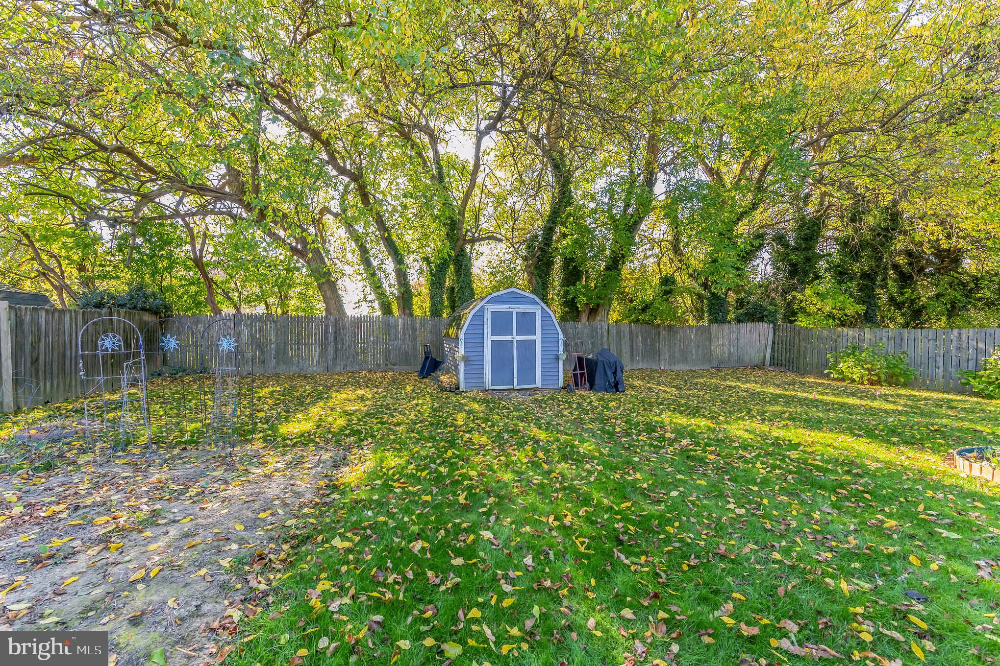 1408 Hopkins Ave