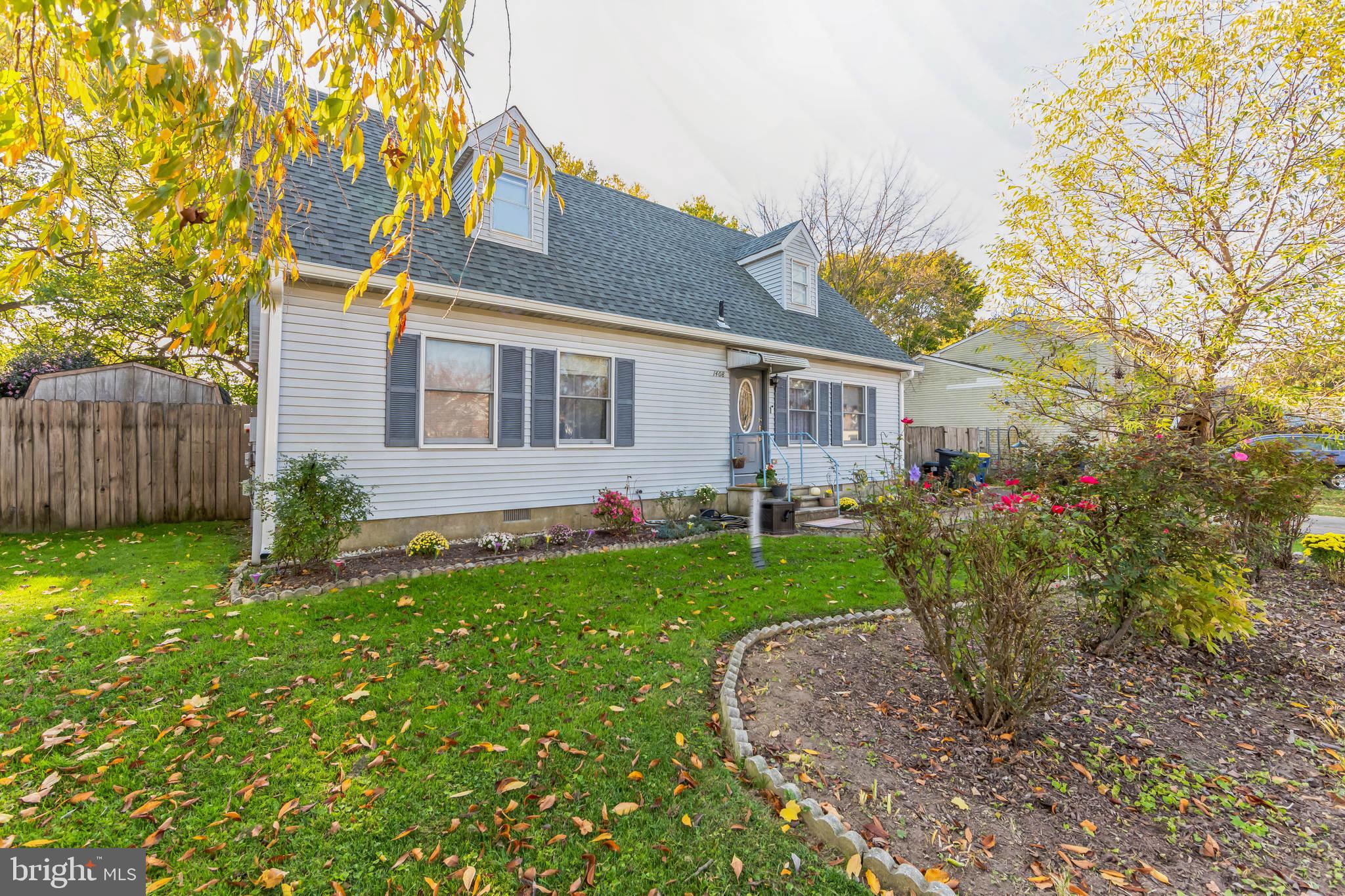 1408 Hopkins Ave