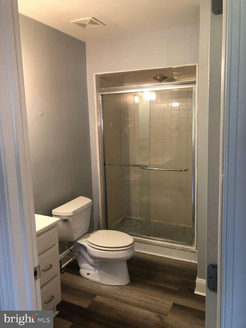 21 Servan Ct