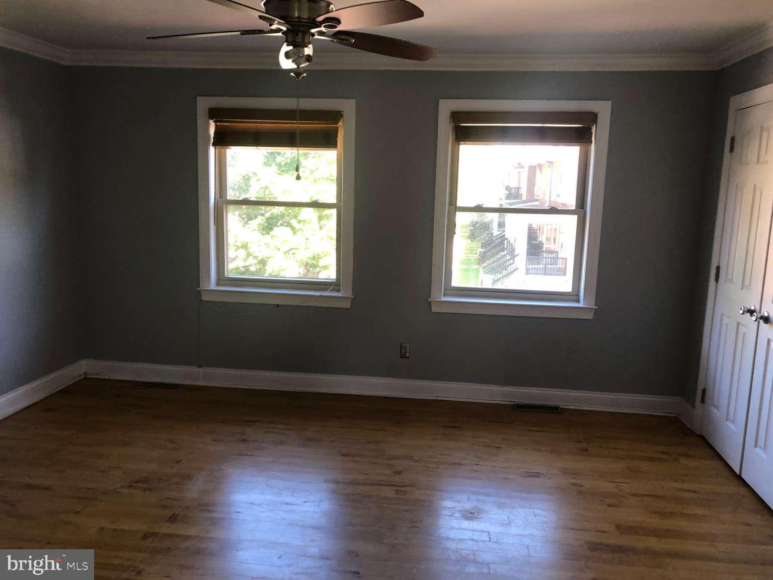 21 Servan Ct