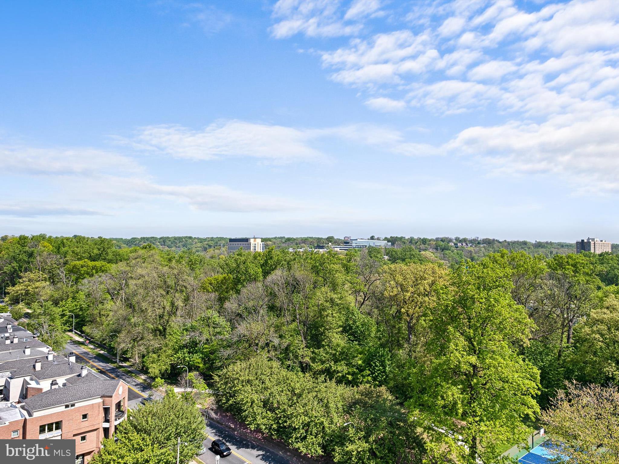 1100-Unit 1108 Lovering Ave #1108