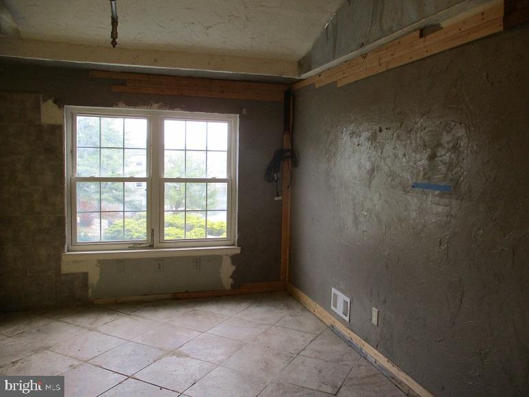 2206 Waters Edge Dr #47