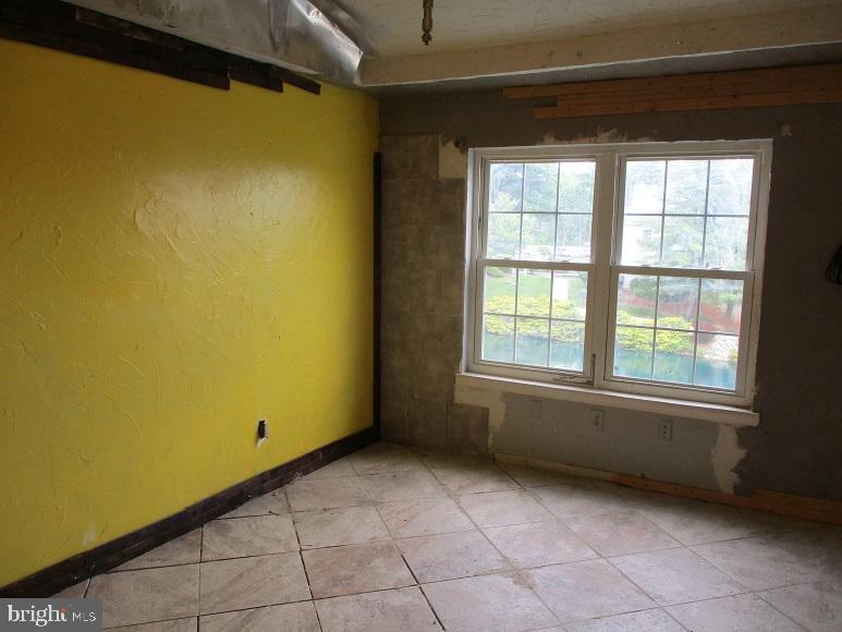 2206 Waters Edge Dr #47