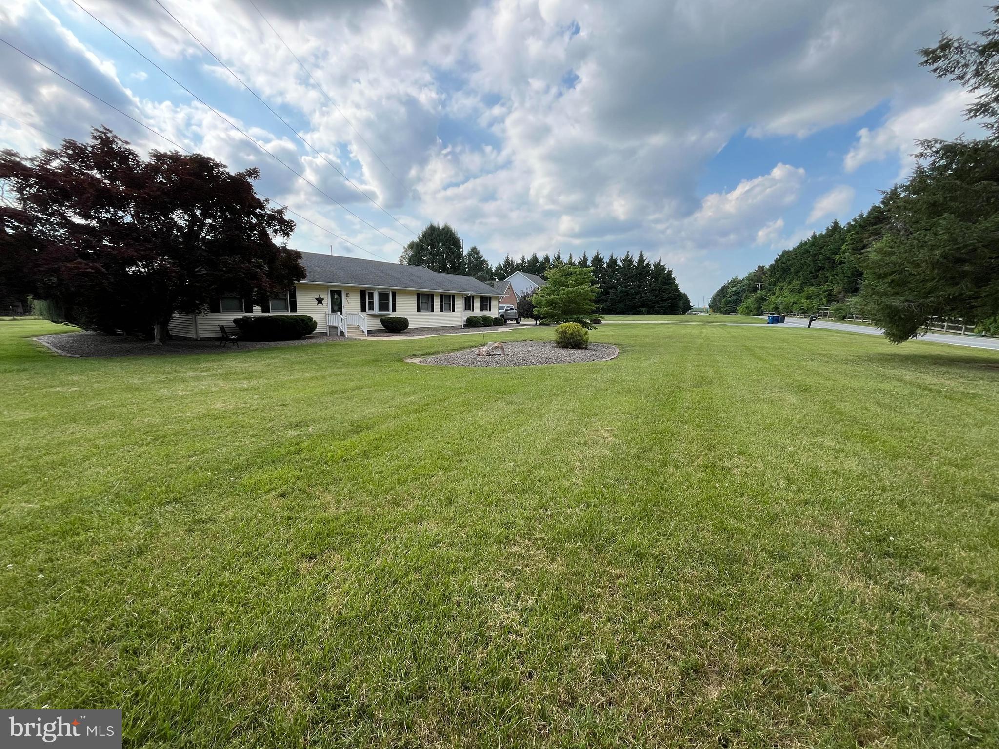 303 Thomas Corner Rd