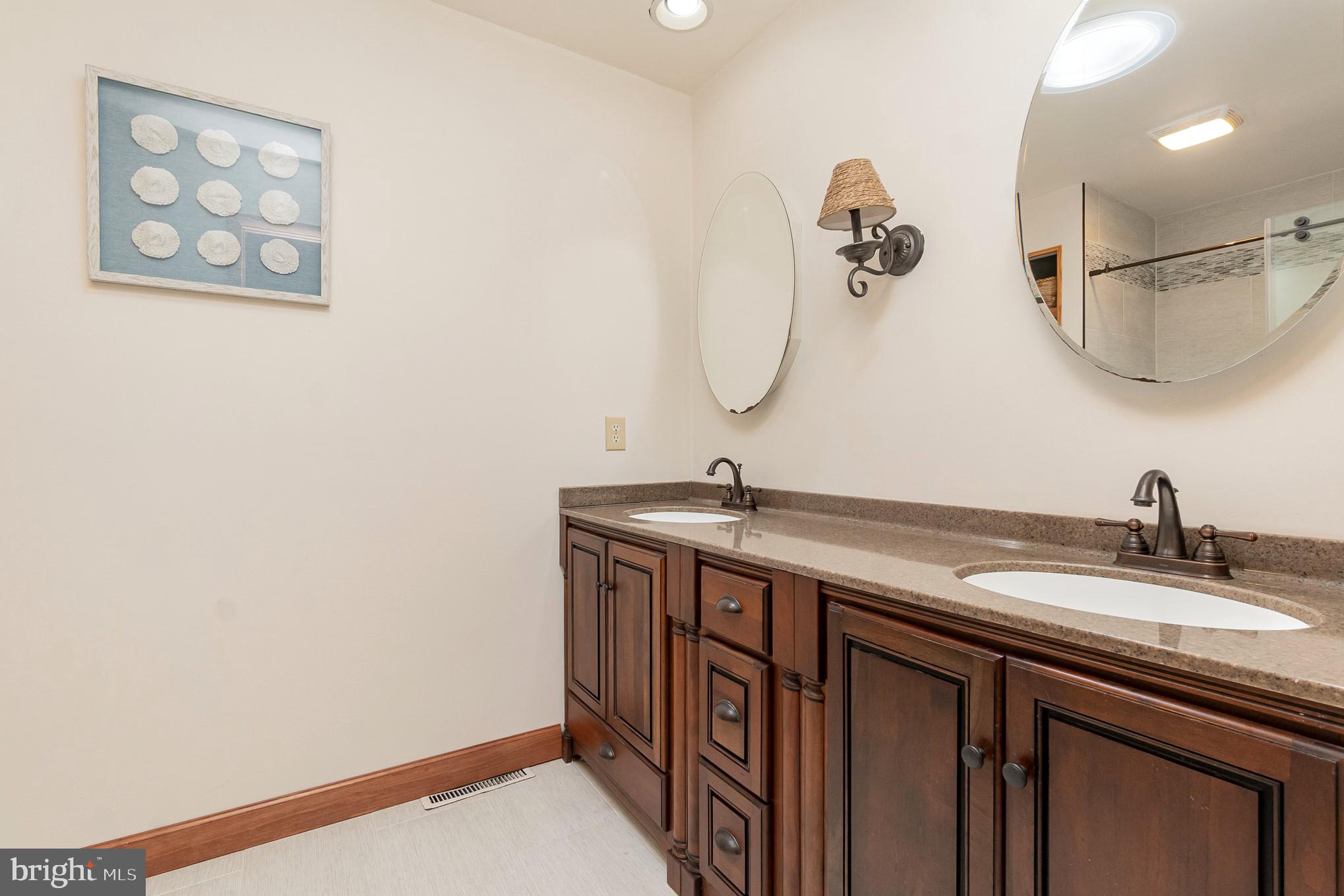 303 Thomas Corner Rd