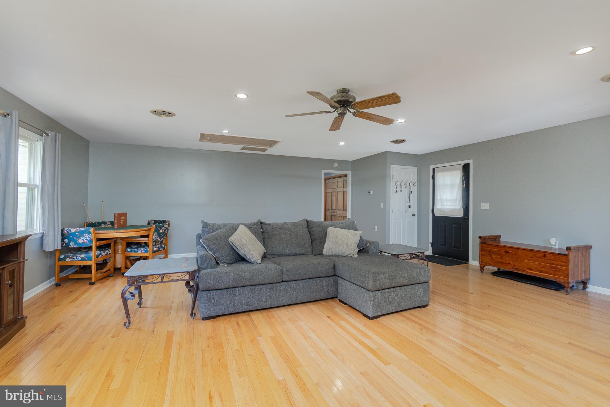 303 Thomas Corner Rd