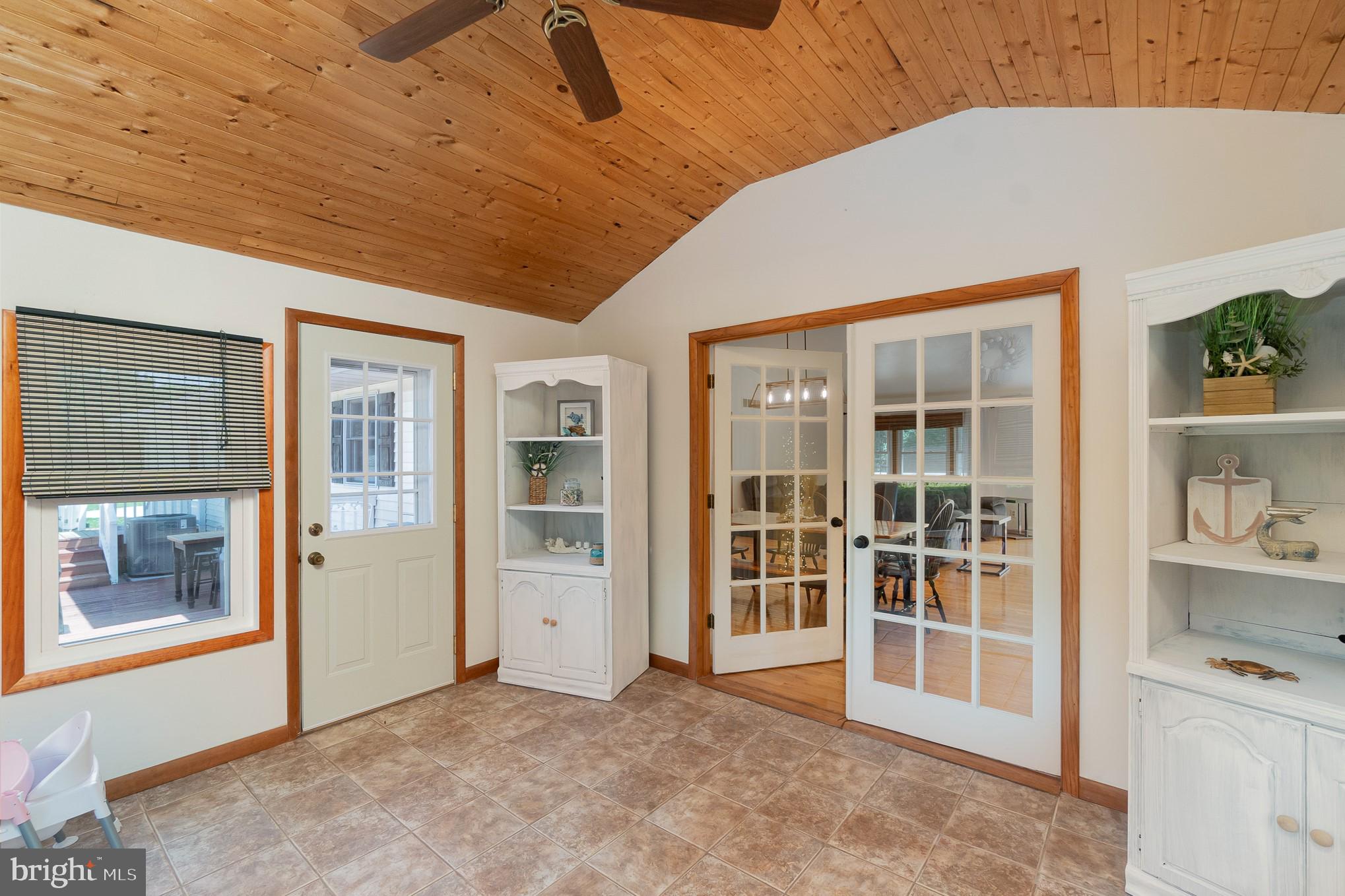 303 Thomas Corner Rd