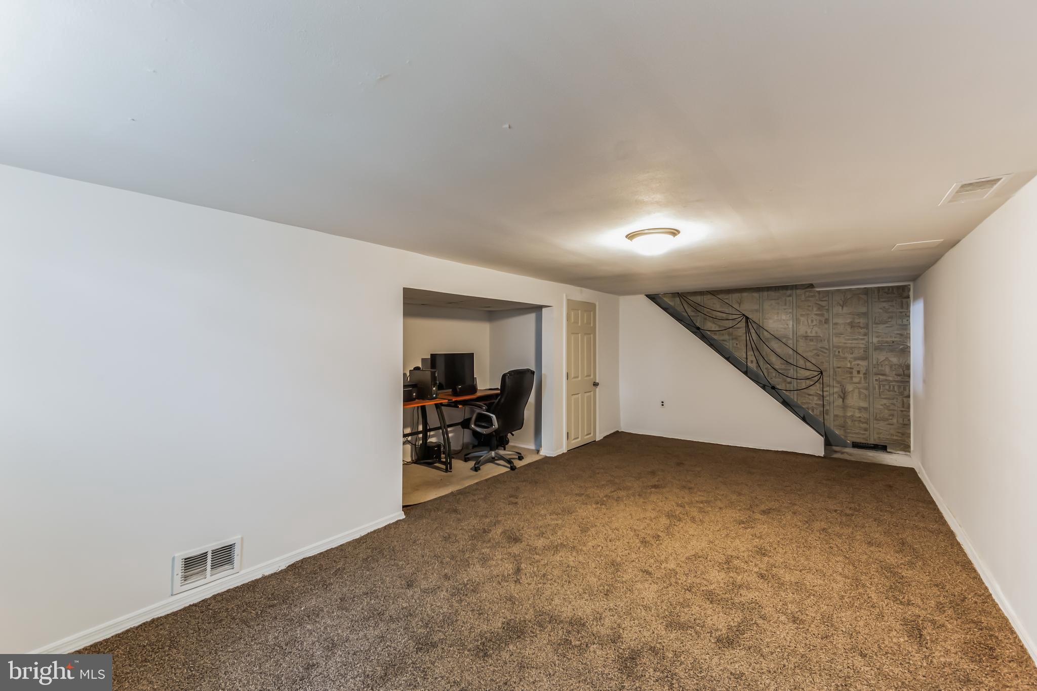 13 Constitution Blvd