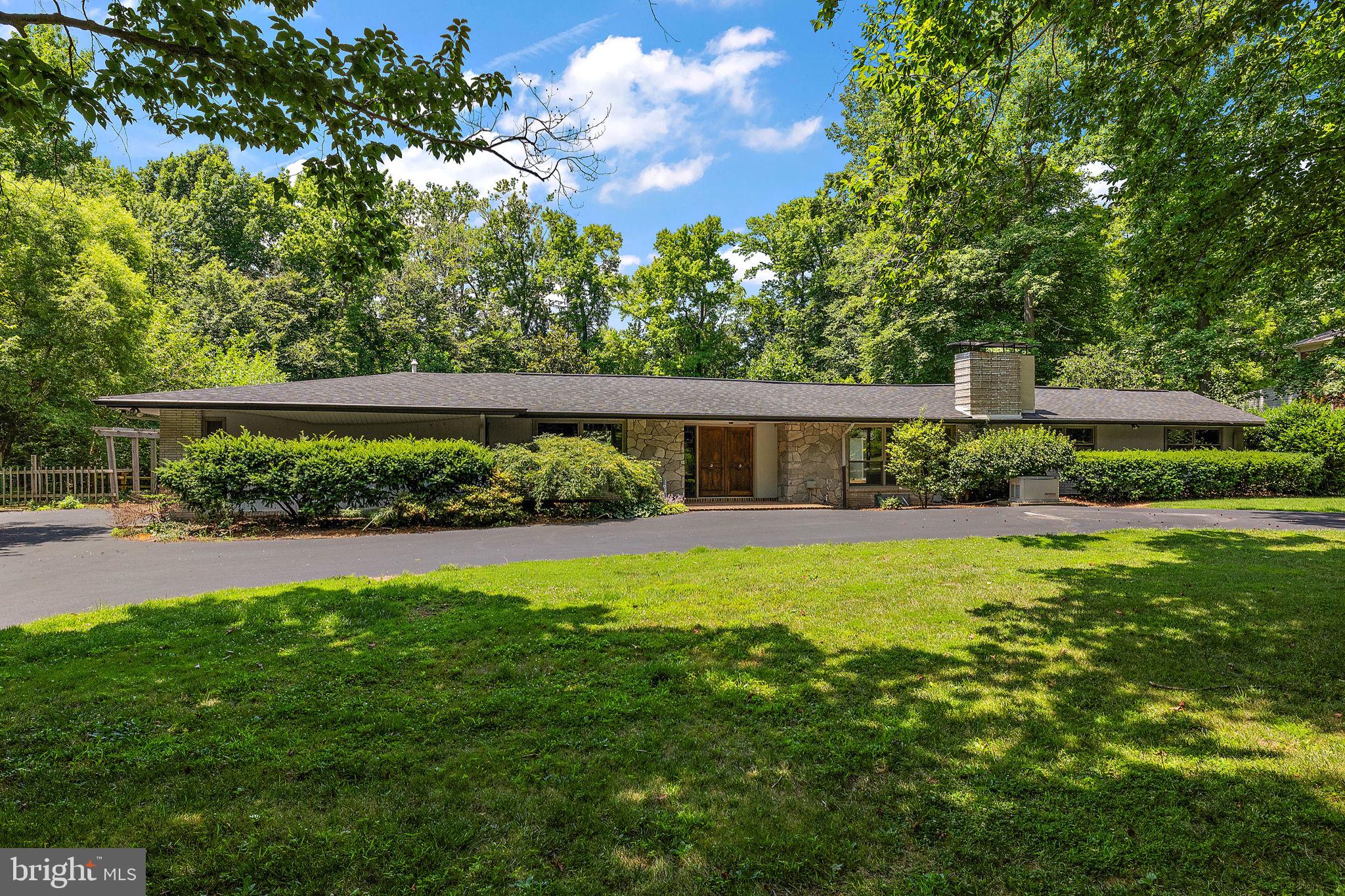 1725 Gunning Dr