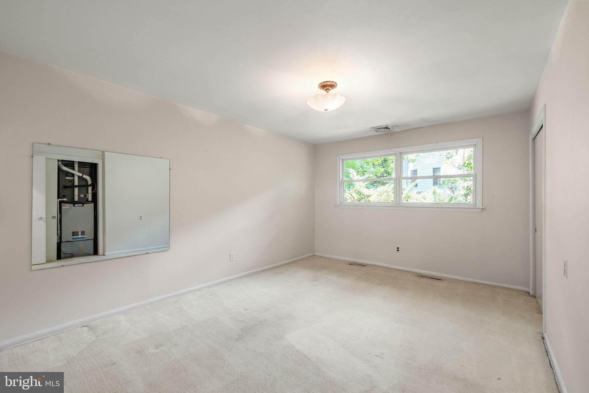 1725 Gunning Dr