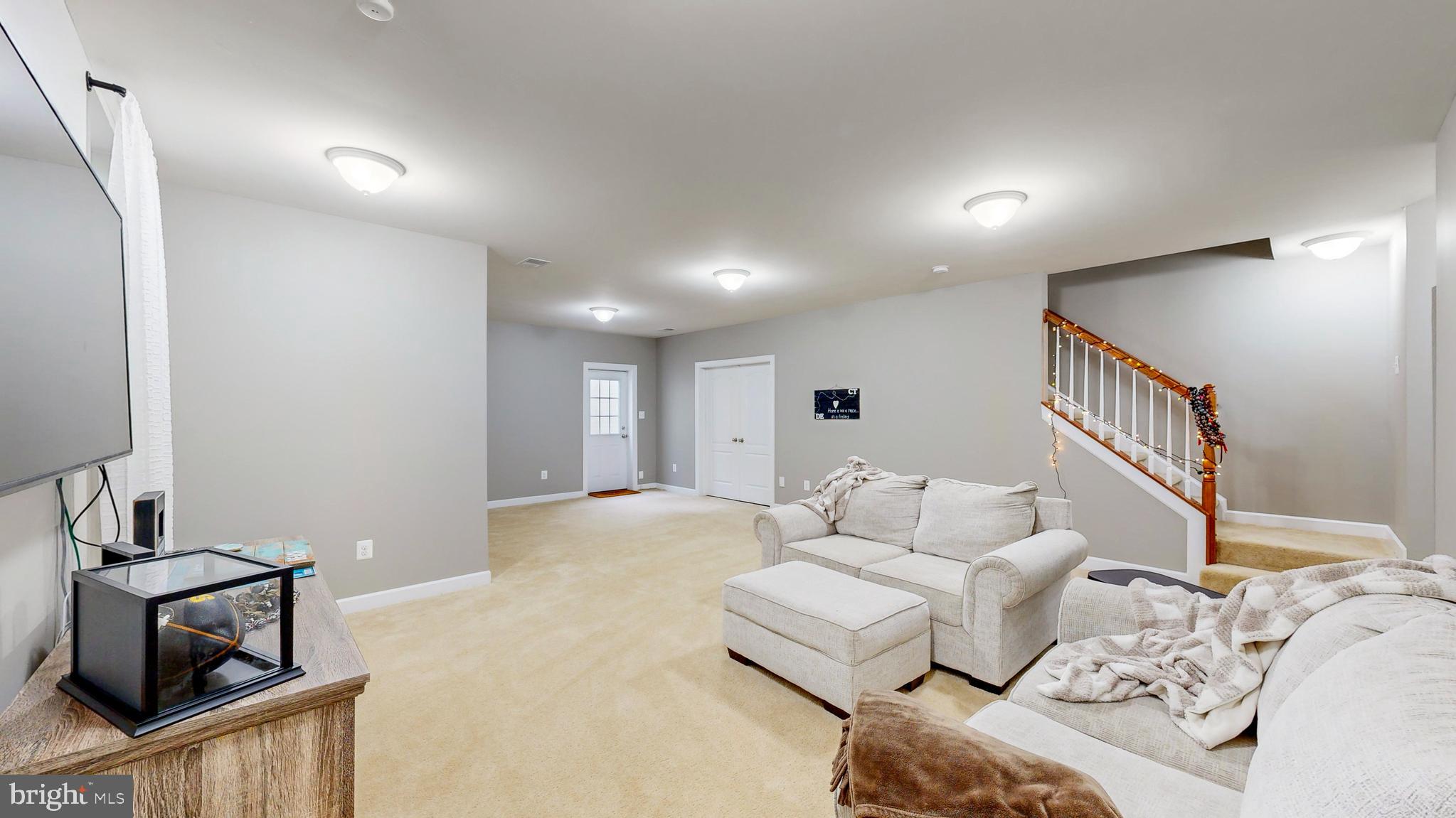 302 Price Dr