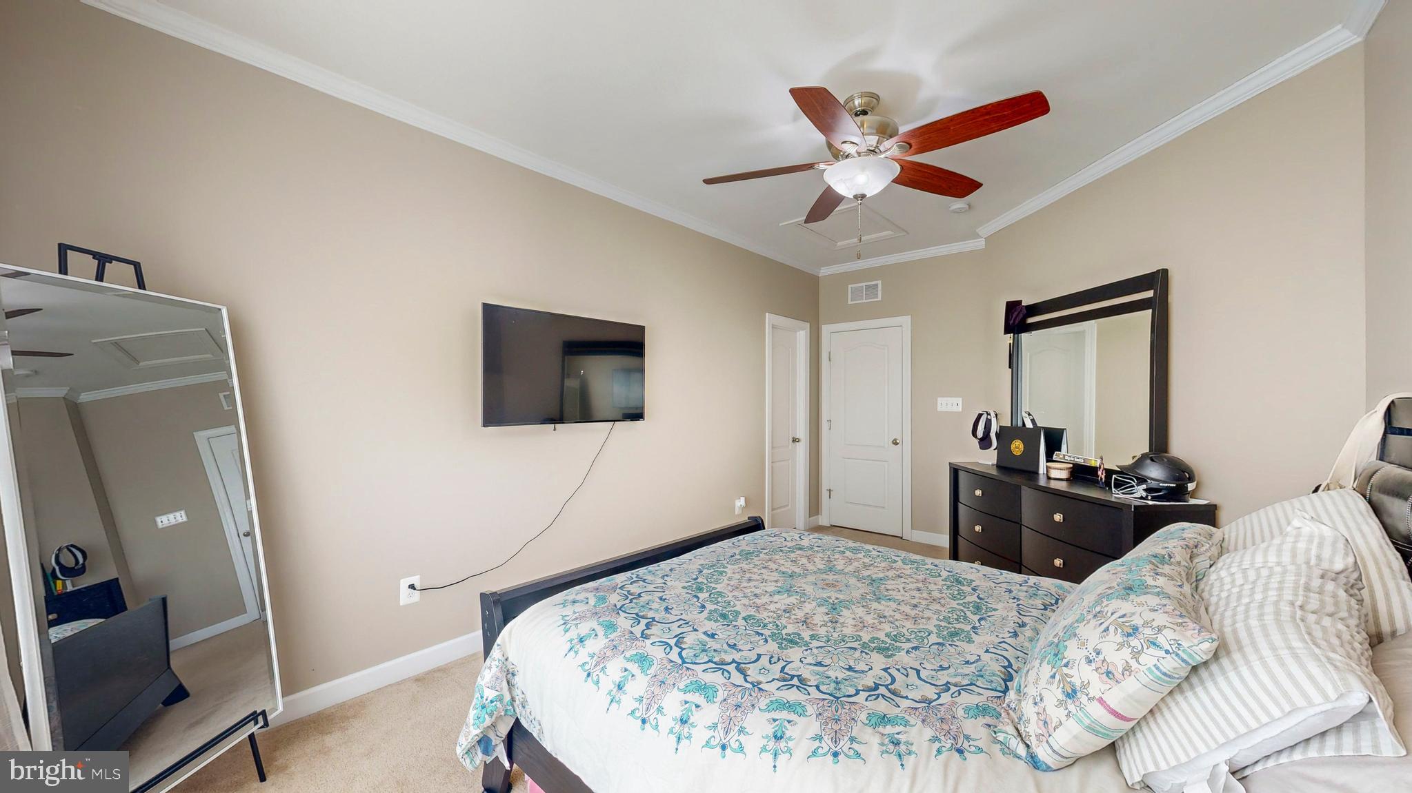 302 Price Dr