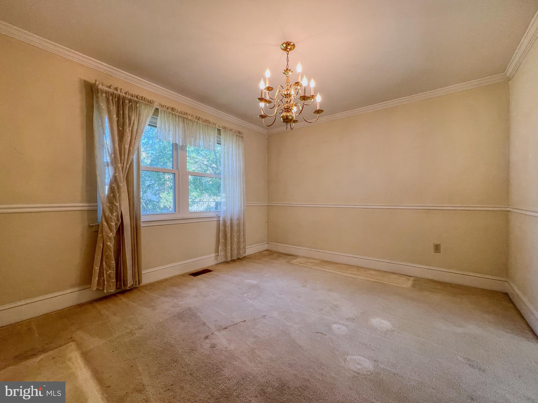 741 Fox Chase Cir