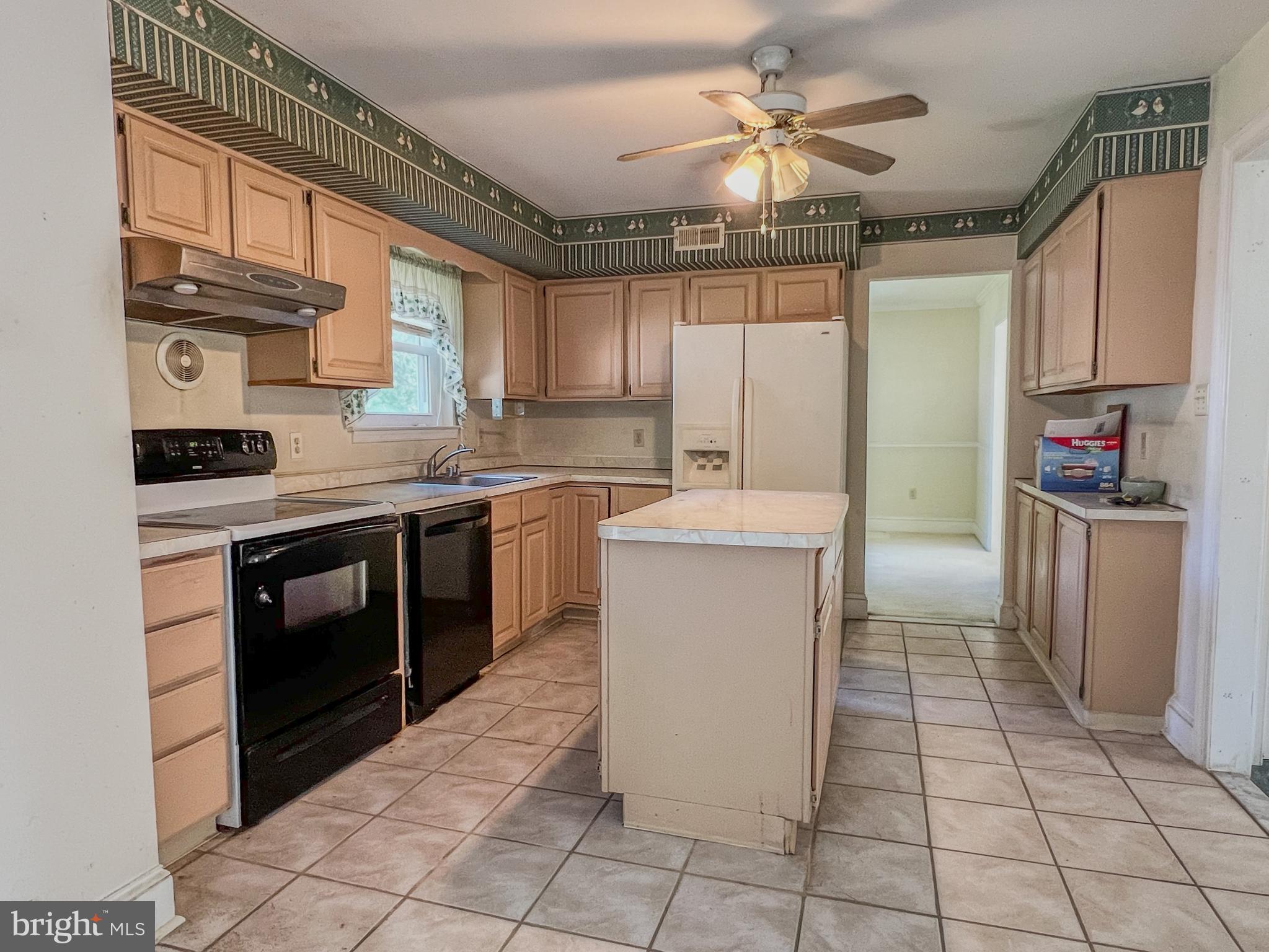 741 Fox Chase Cir