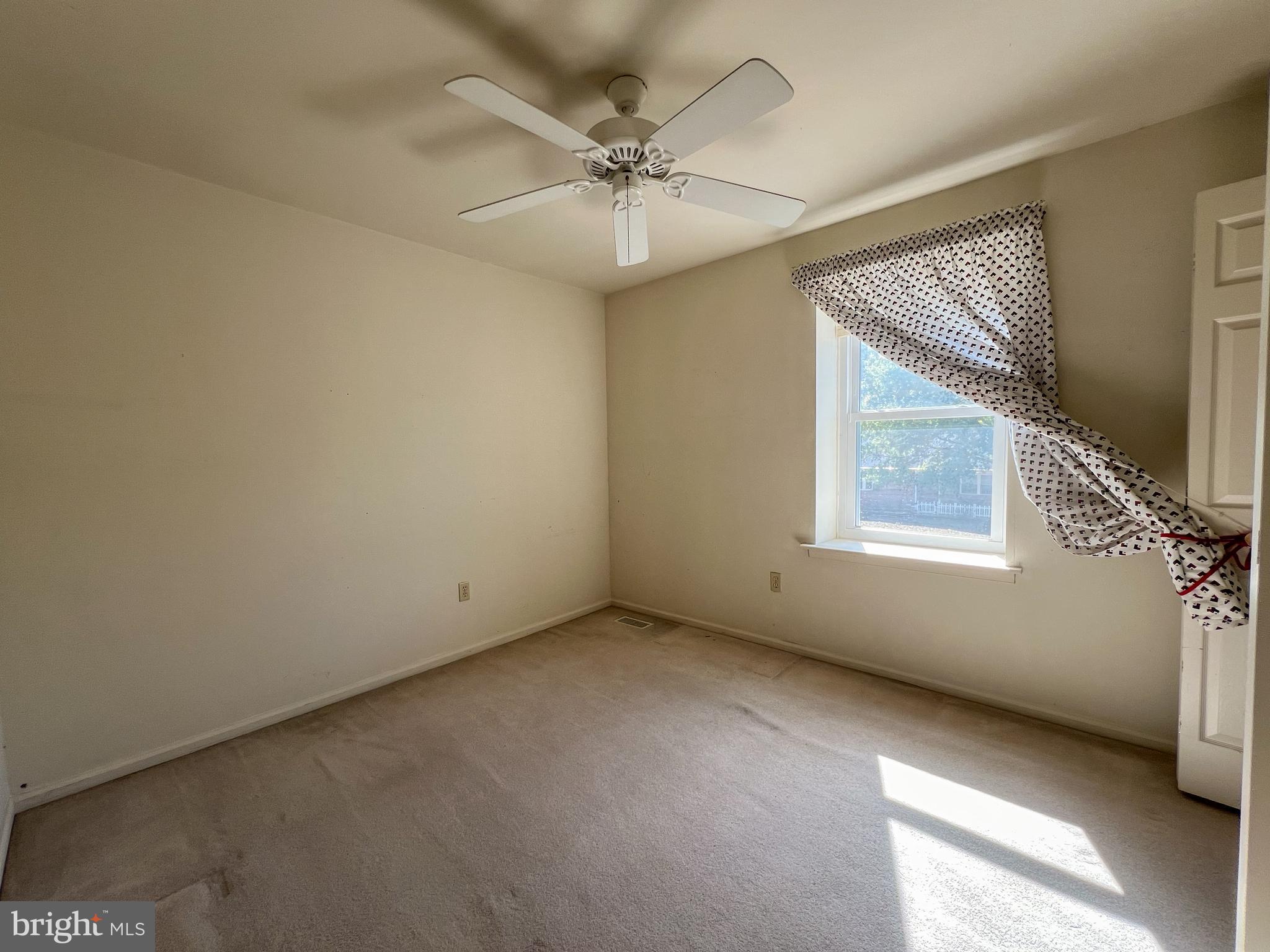741 Fox Chase Cir