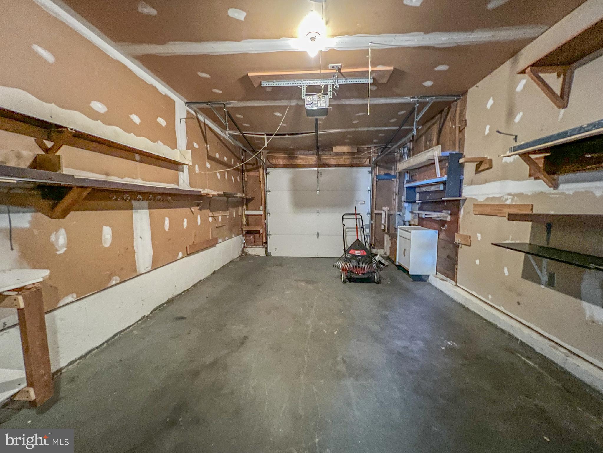 741 Fox Chase Cir