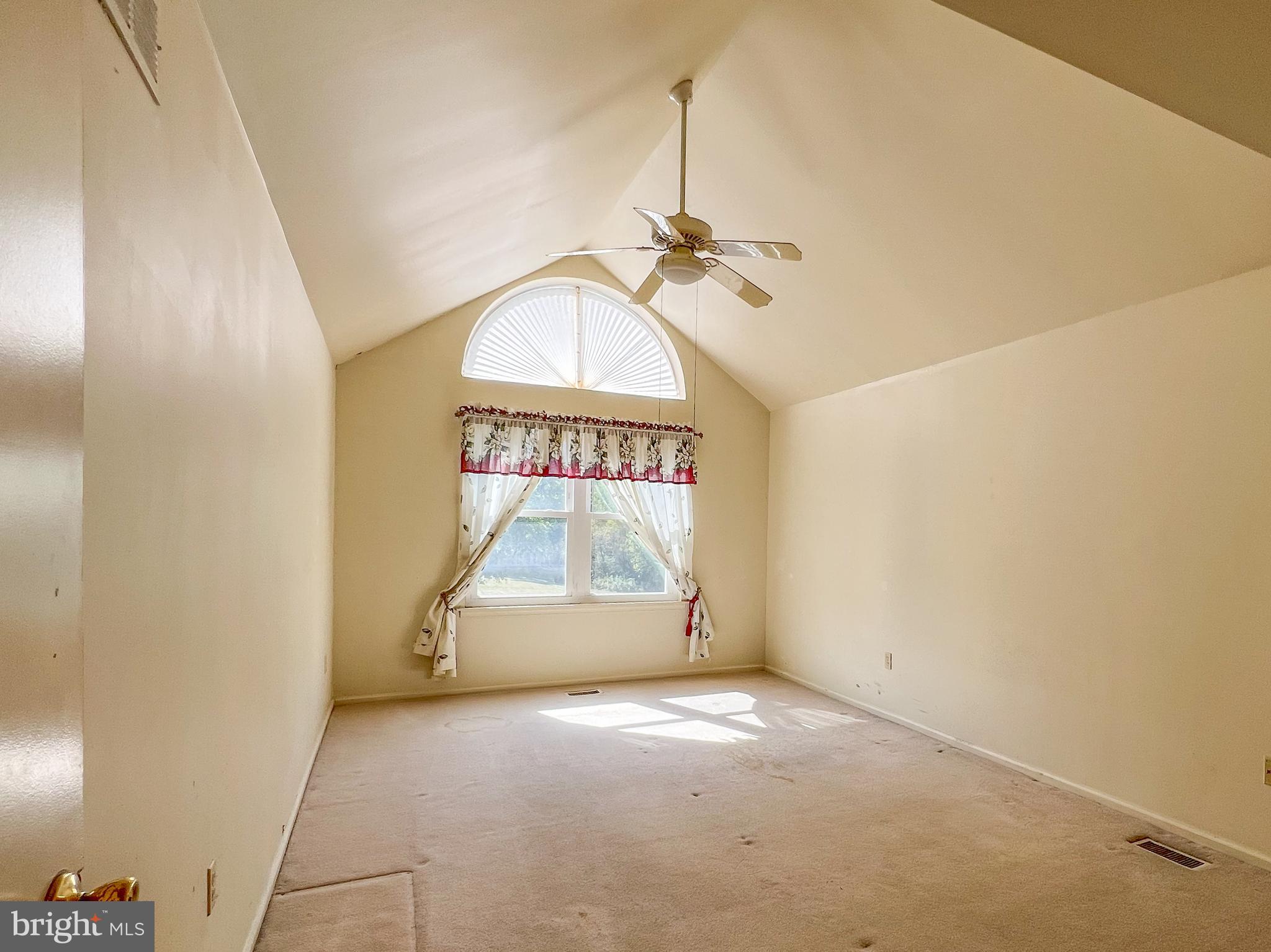 741 Fox Chase Cir