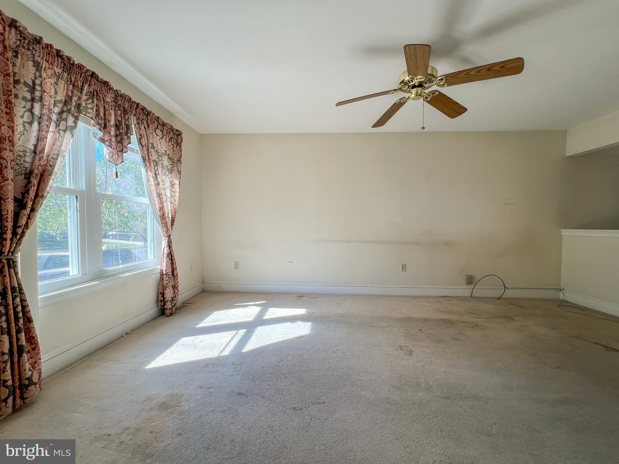 741 Fox Chase Cir