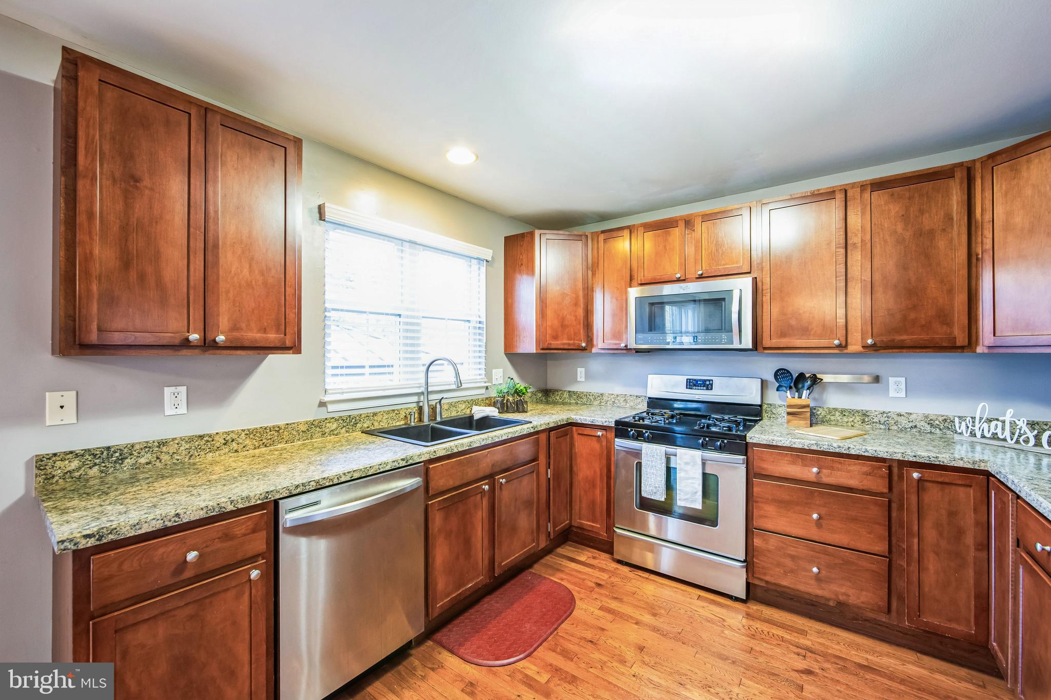 241 W Champlain Ave