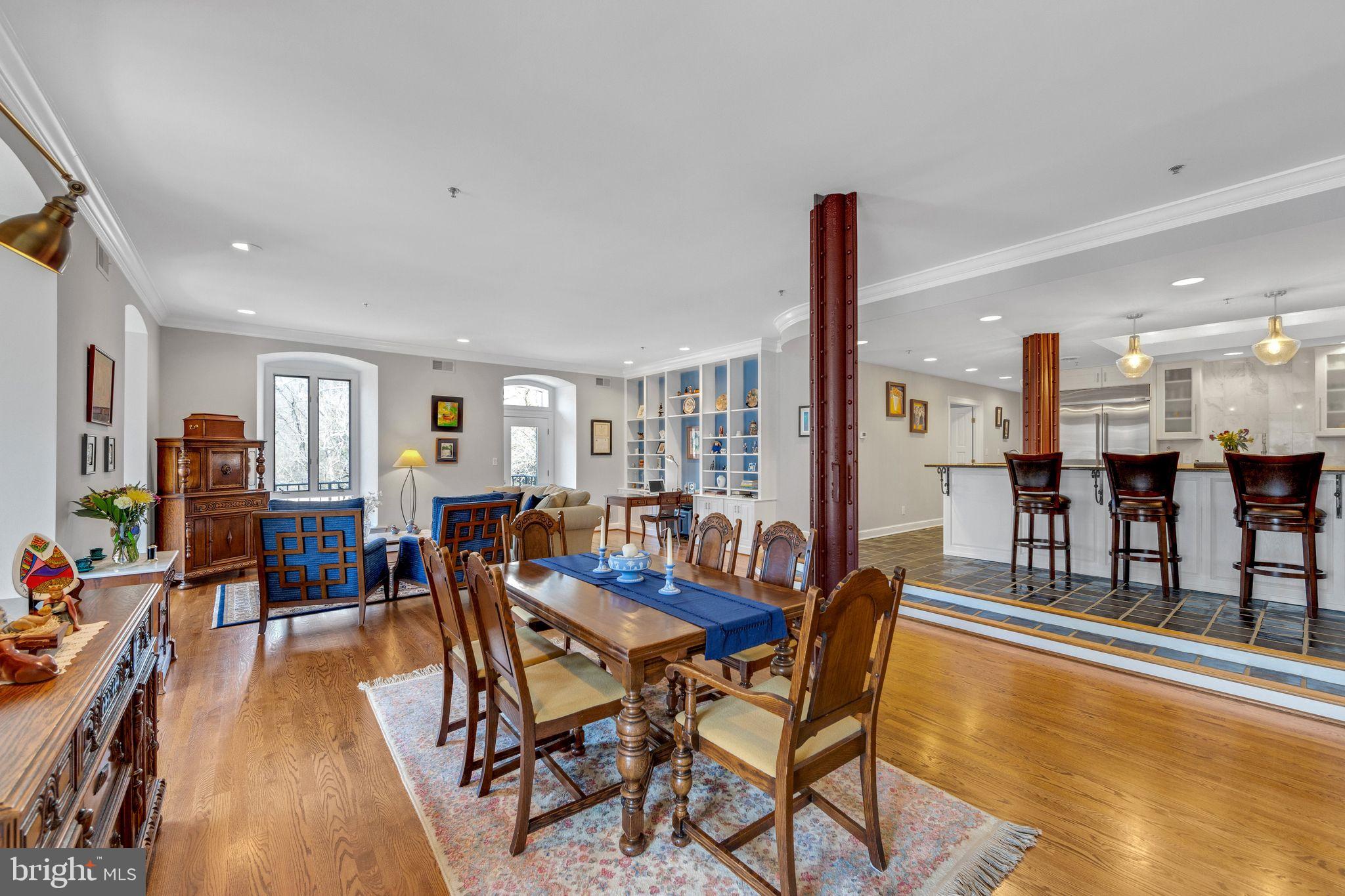 1706 N Park Dr #5