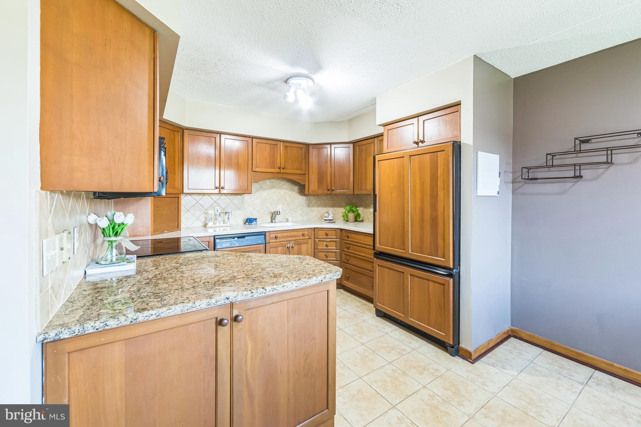 4700 Linden Knoll Dr #431