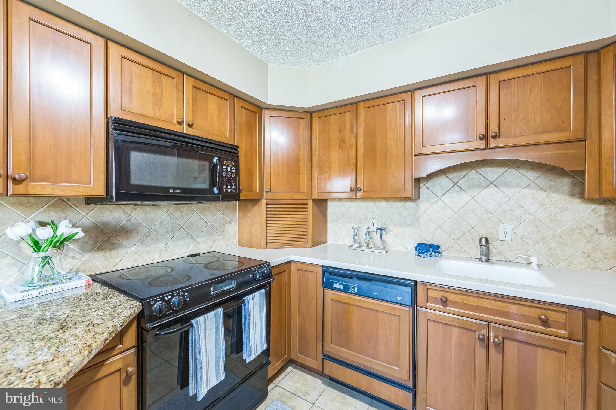 4700 Linden Knoll Dr #431
