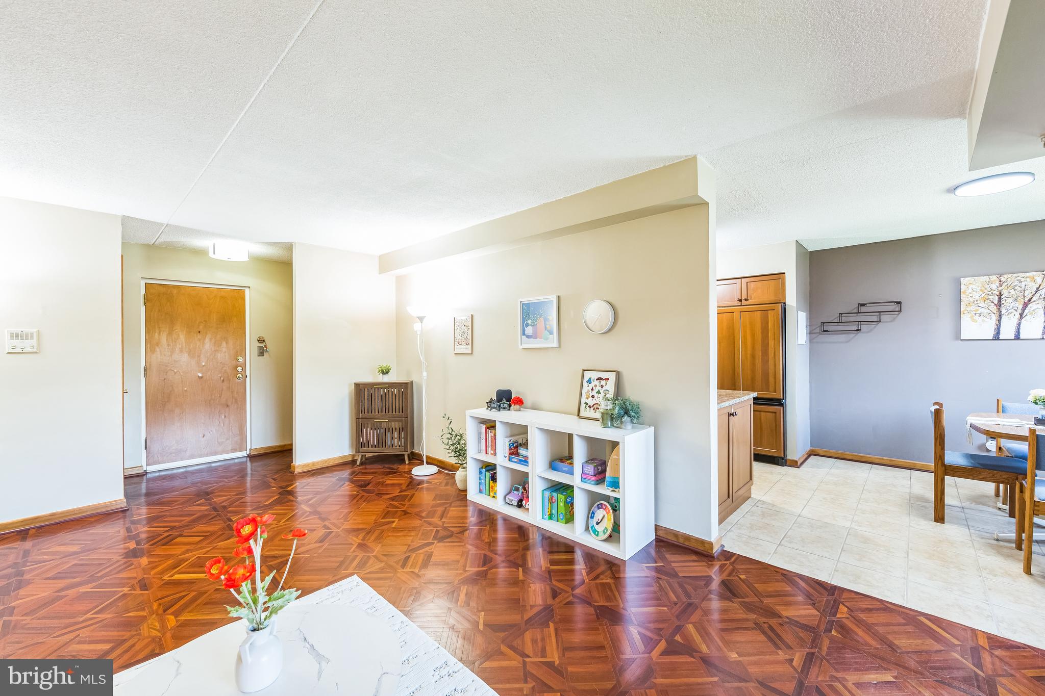 4700 Linden Knoll Dr #431