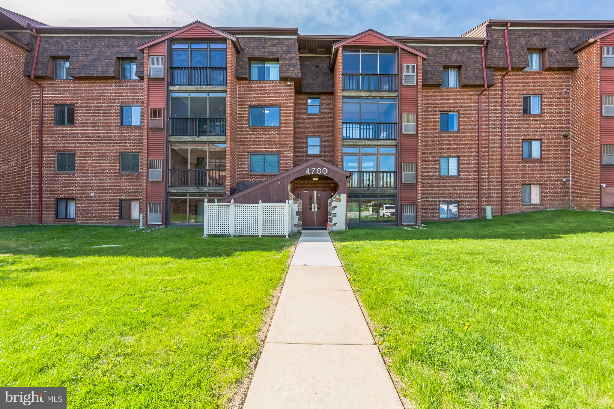 4700 Linden Knoll Dr #431