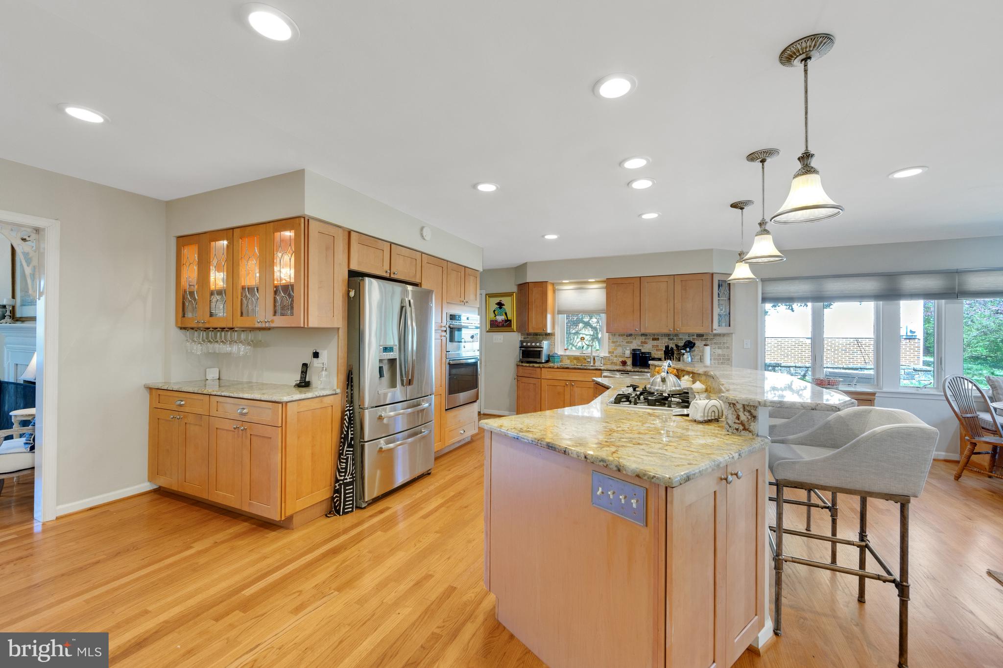 4660 Malden Dr