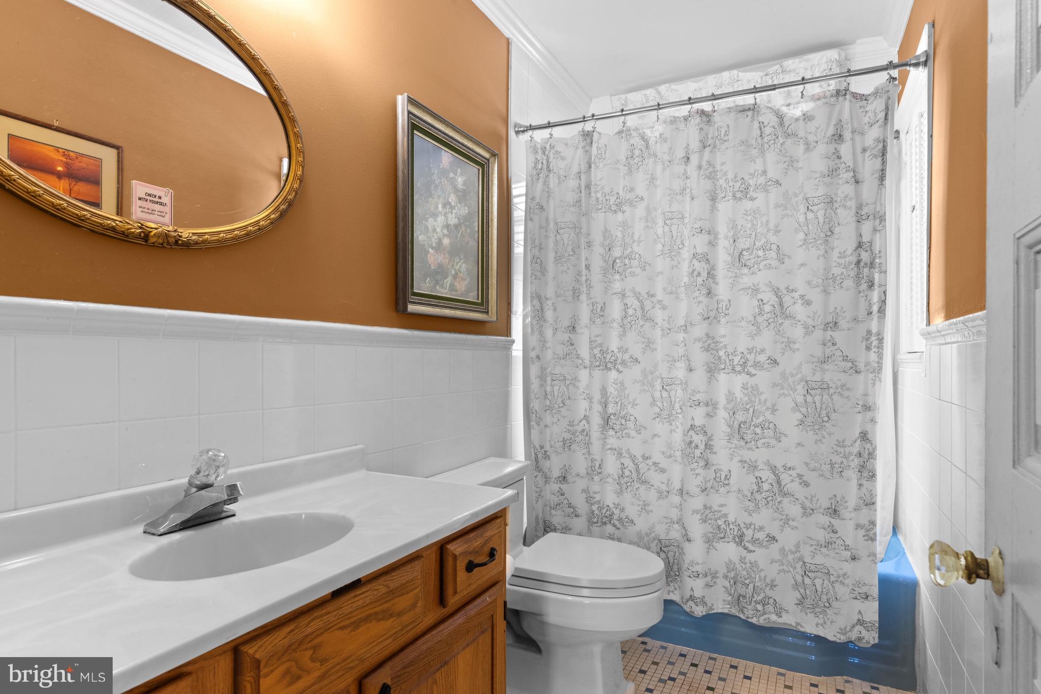 1908 WOODLAWN AVENUE