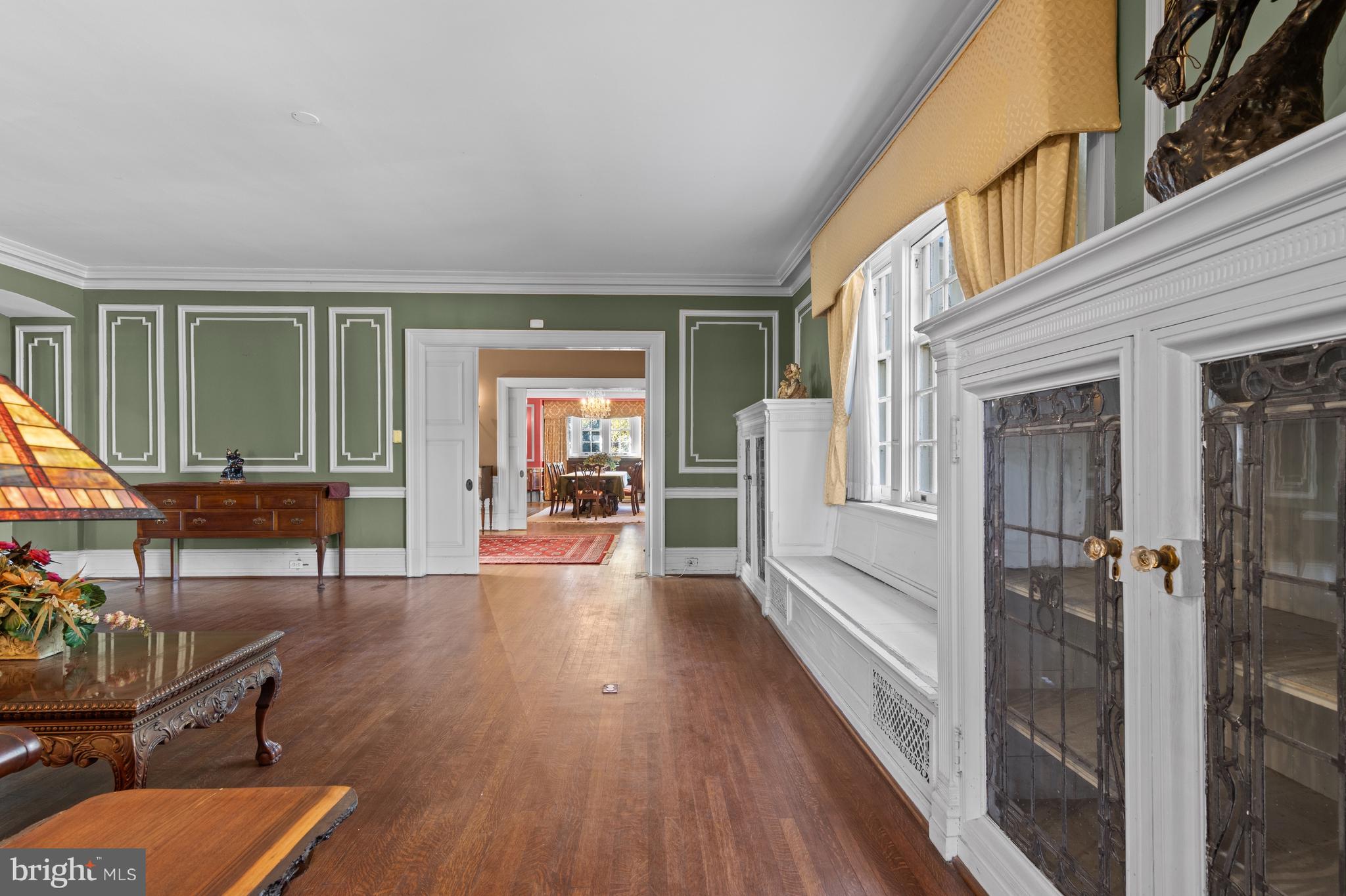 1908 WOODLAWN AVENUE