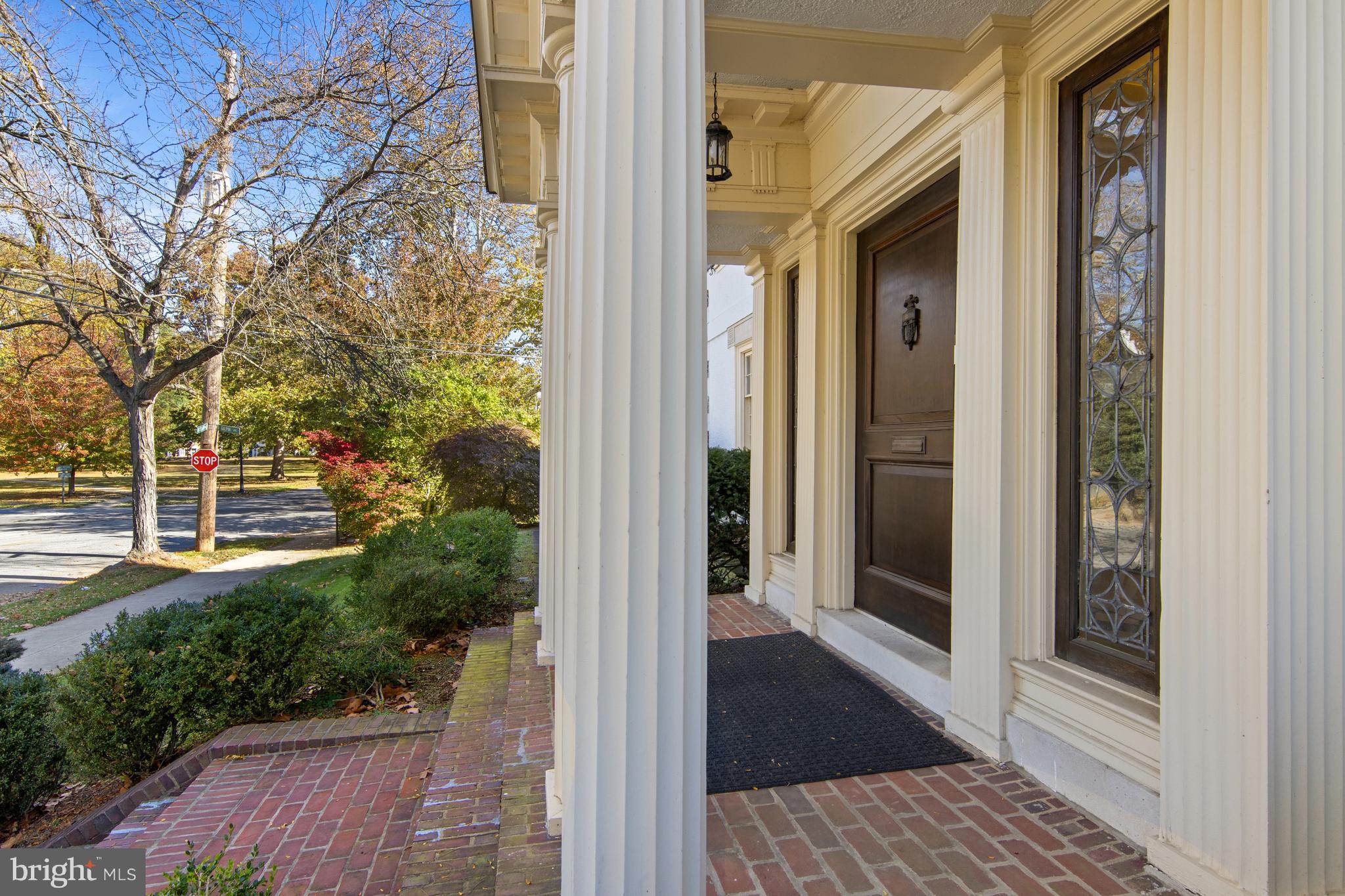 1908 WOODLAWN AVENUE