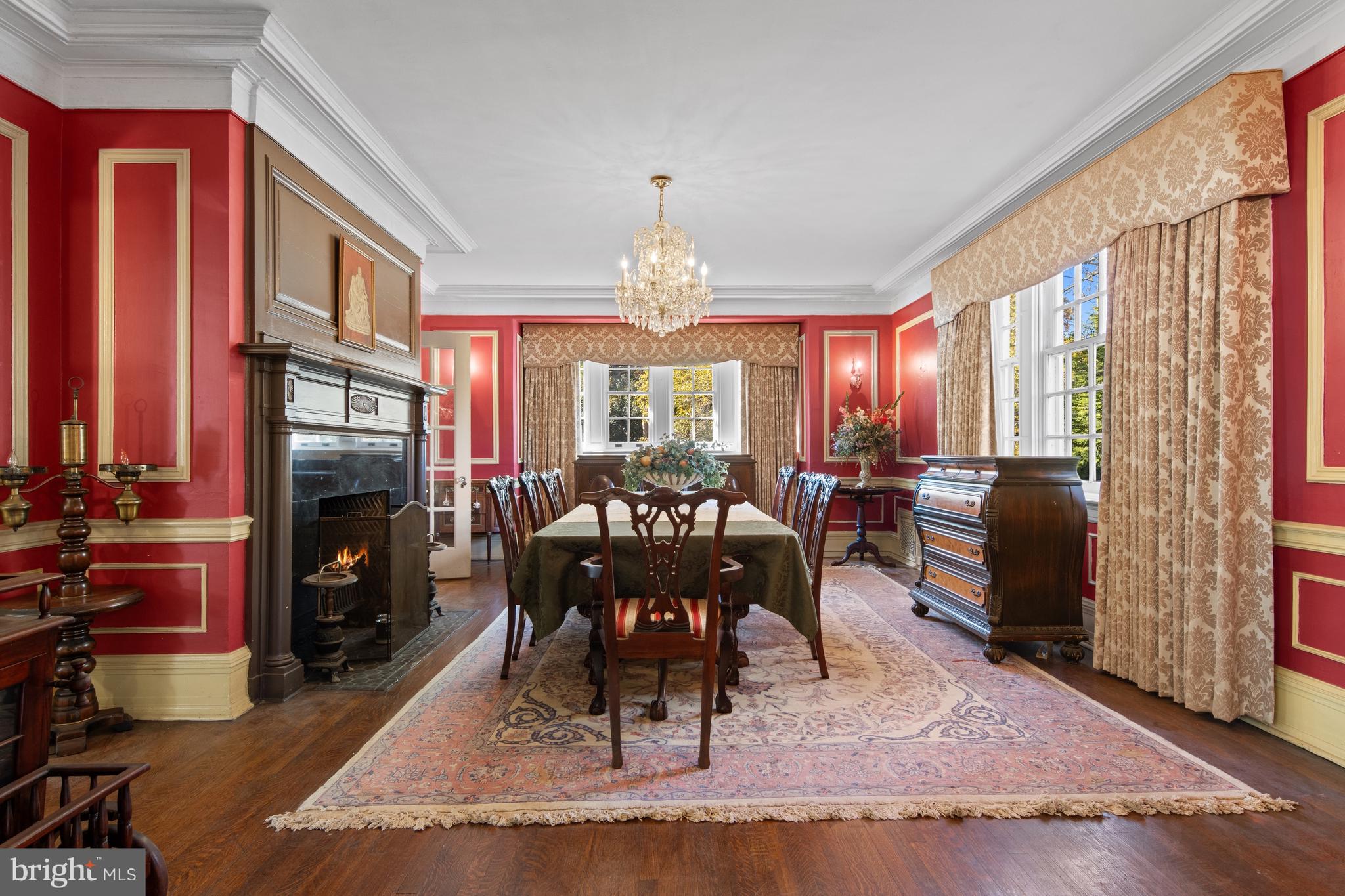 1908 WOODLAWN AVENUE