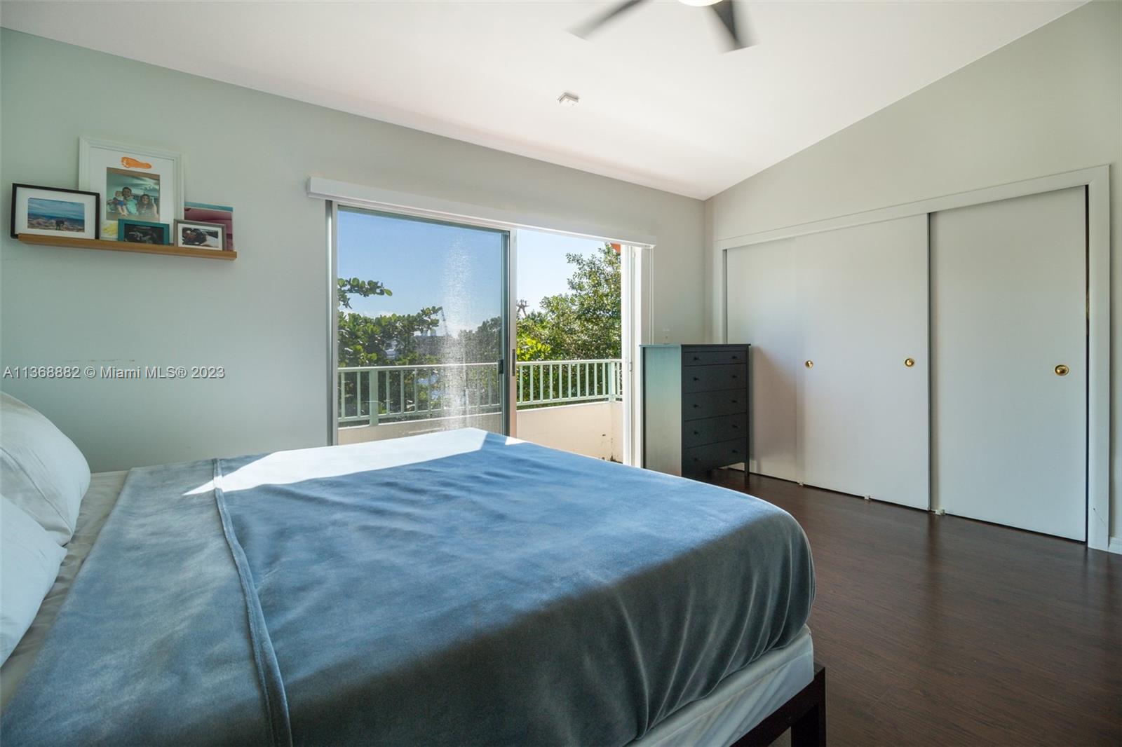 978 NW N River Dr Unit: 4