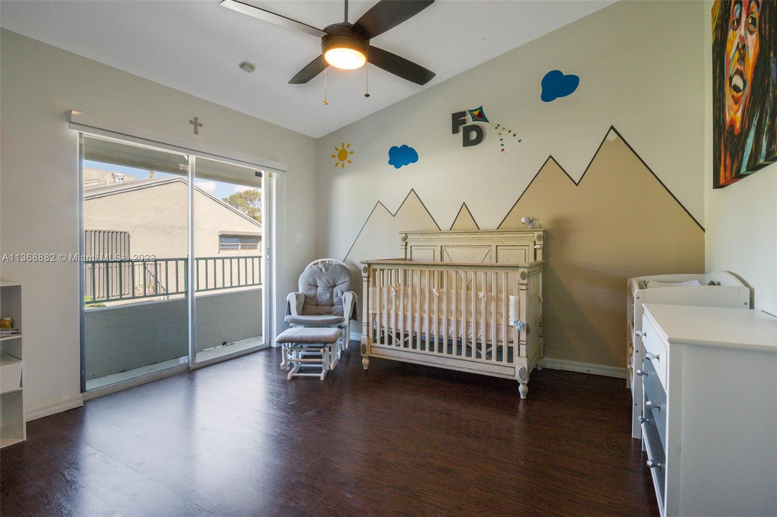 978 NW N River Dr Unit: 4