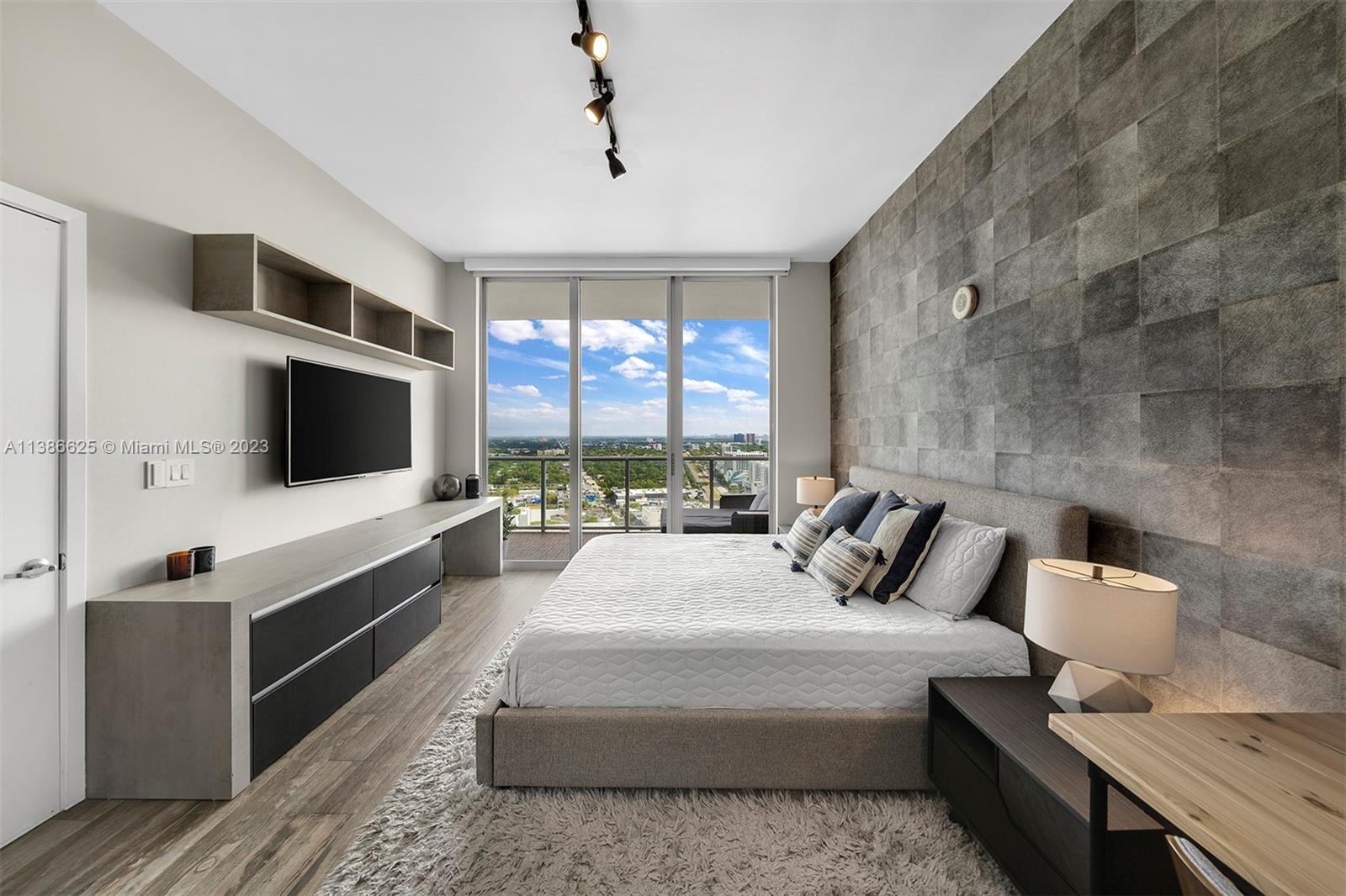3470 E Coast Ave Unit: H2403