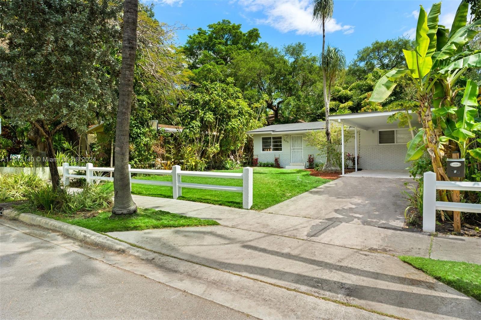 905 NW 10th Ave