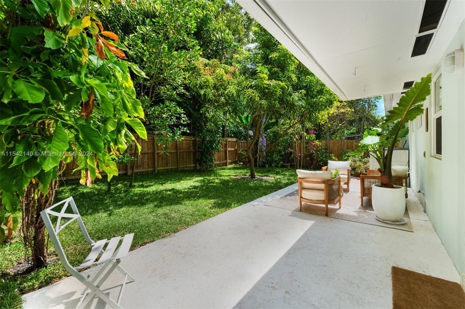 905 NW 10th Ave