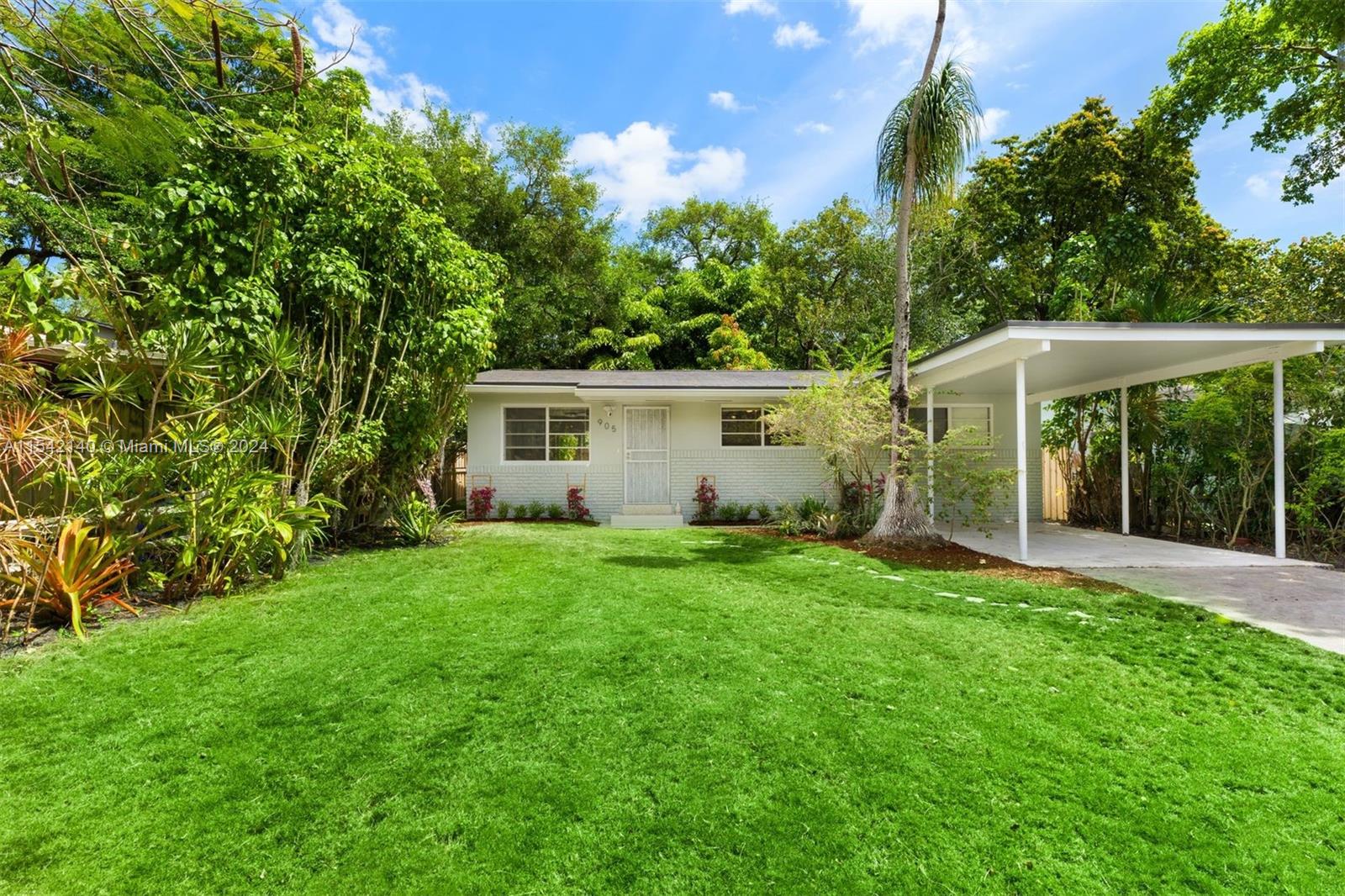 905 NW 10th Ave