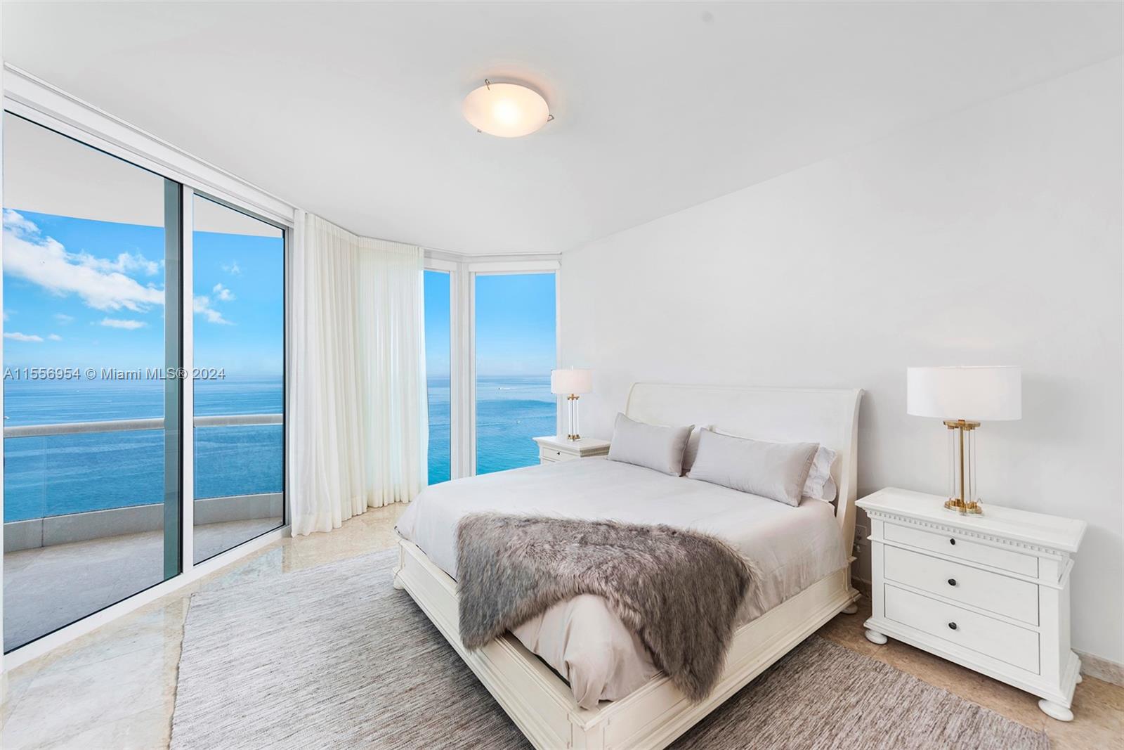 16051 Collins Ave # 3103