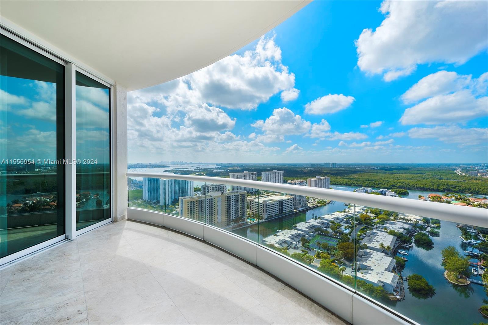 16051 Collins Ave # 3103