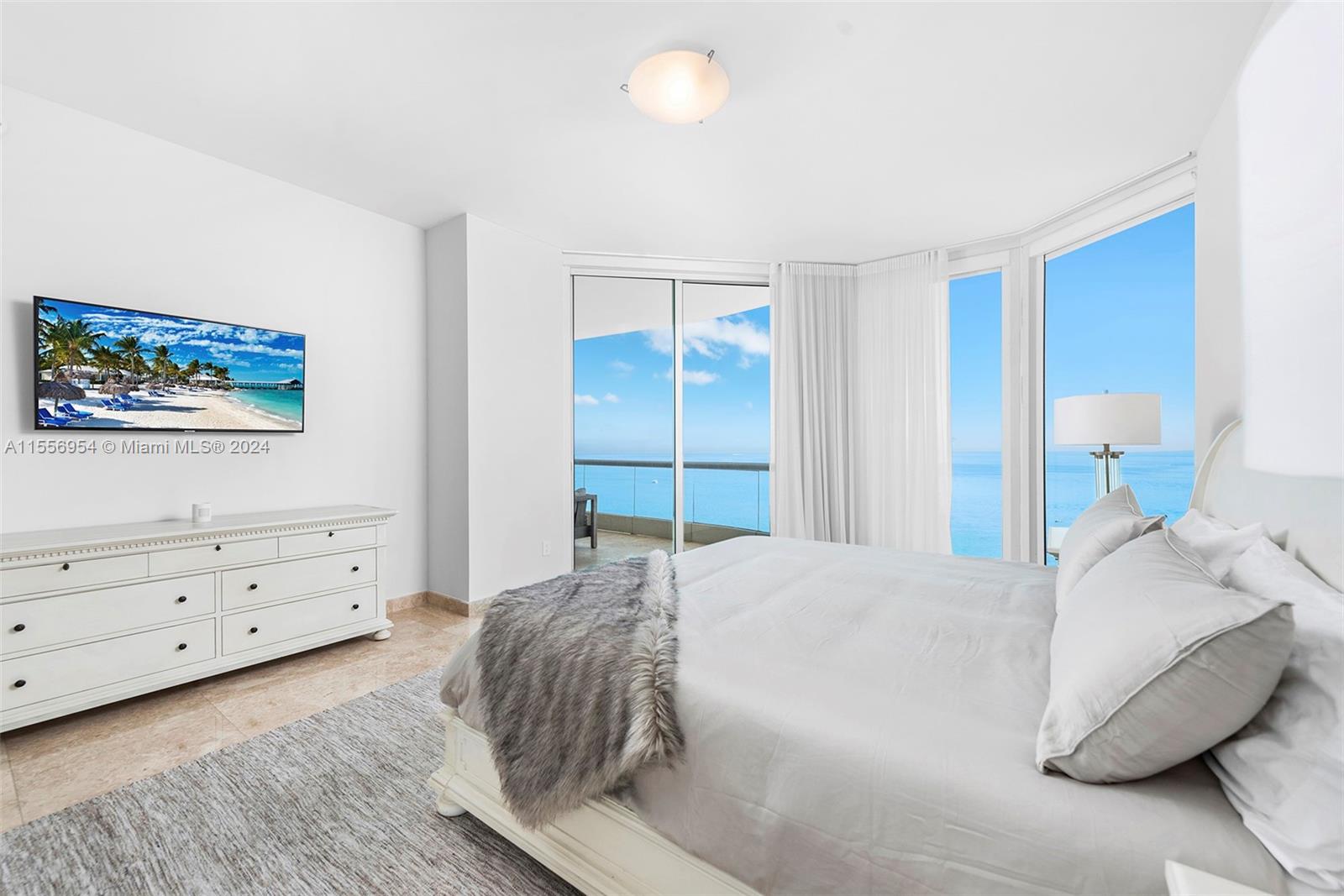 16051 Collins Ave # 3103