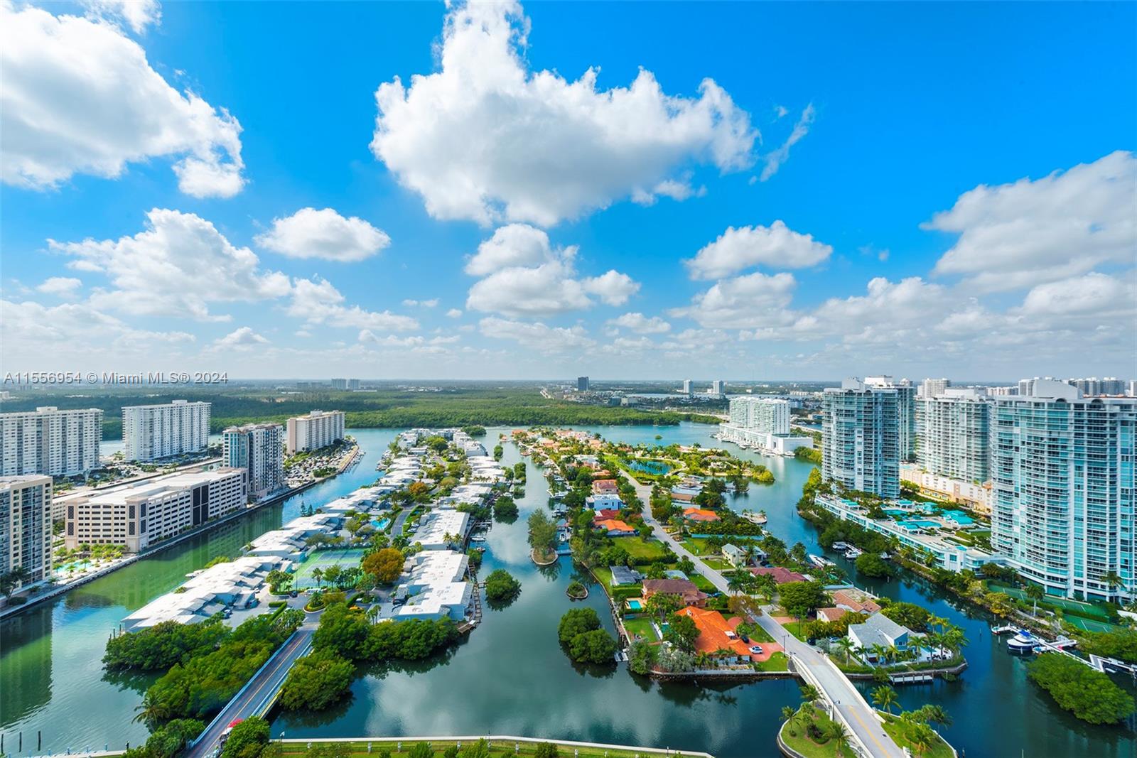 16051 Collins Ave # 3103