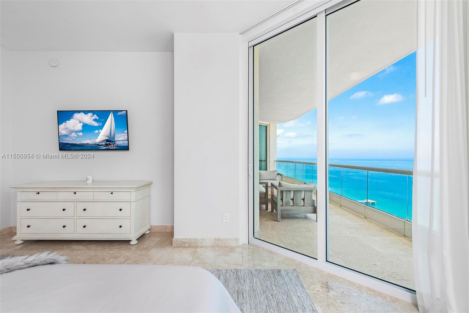 16051 Collins Ave # 3103