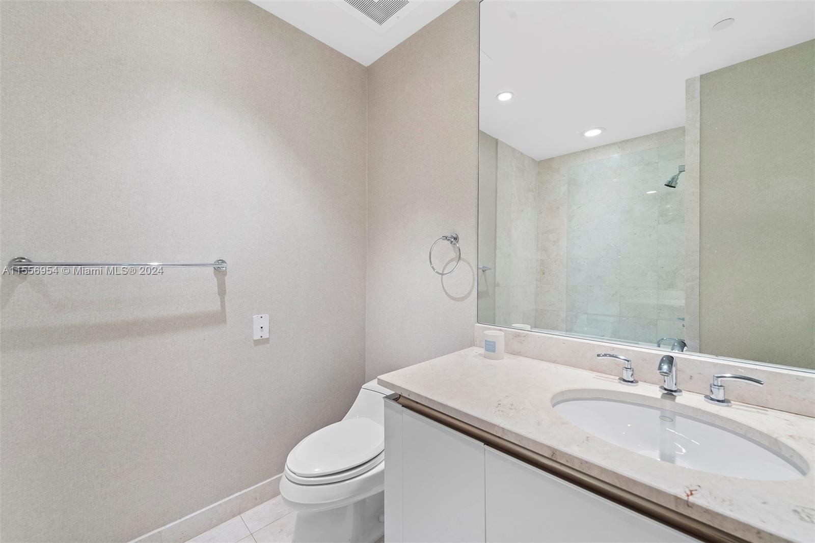 16051 Collins Ave # 3103